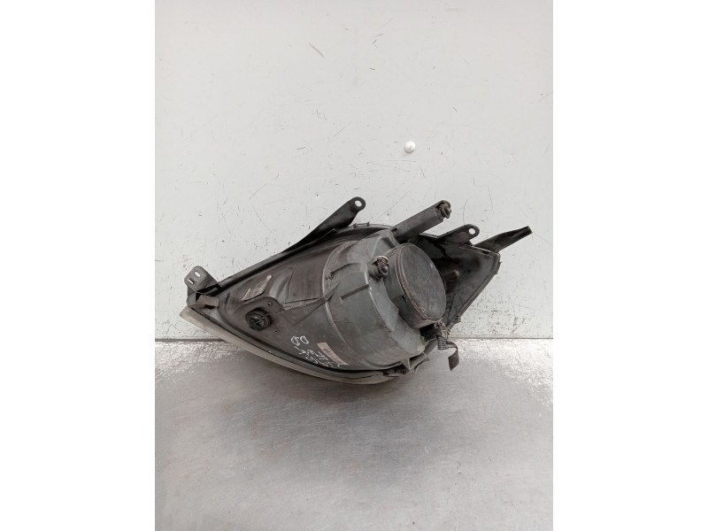 Recambio de faro derecho para ford fiesta v (jh_, jd_) 1.6 tdci referencia OEM IAM 6S6113W029AD  