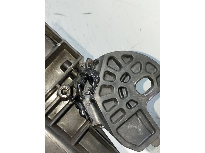 Recambio de faro izquierdo para toyota auris (_e15_) 1.4 d-4d (nde150_) referencia OEM IAM 811502460 VER FOTOS 89901944 2006