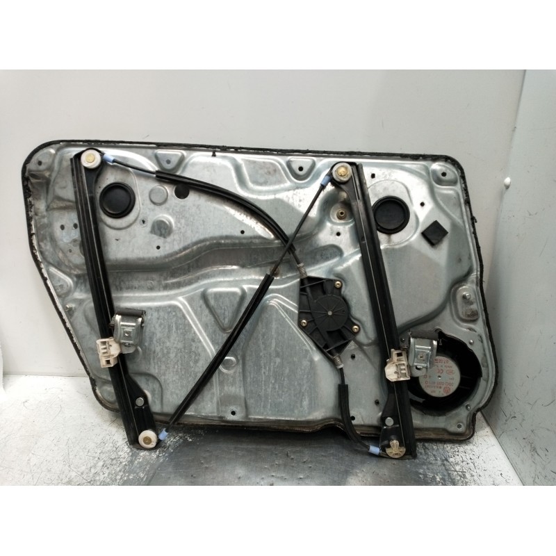Recambio de elevalunas delantero derecho para volkswagen passat b5.5 (3b3) 1.9 tdi referencia OEM IAM 3B4837756D10 3P 2001