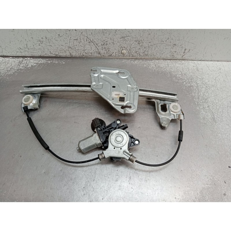 Recambio de elevalunas delantero izquierdo para mazda mx-5 (nc) 1.8 roadster coupe active+ (93kw) referencia OEM IAM NE515958X C