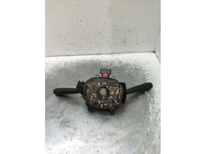 Recambio de mando luces para fiat punto (176_) 1.7 td referencia OEM IAM   1994