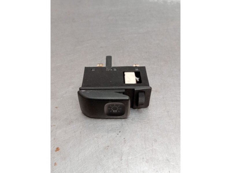 Recambio de mando luces para seat toledo i (1l2) 1.9 tdi referencia OEM IAM 1L0941531  1996