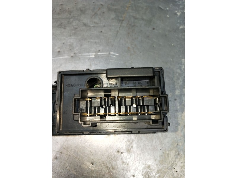 Recambio de mando luces para volkswagen vento (1h2) 1.9 d referencia OEM IAM 1H6941531A 61AK25453 1991