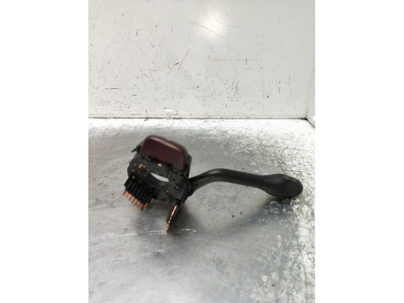 Recambio de mando luces para volkswagen vento (1h2) 1.9 d referencia OEM IAM   1991