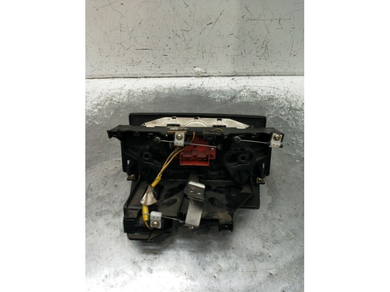 Recambio de mando calefaccion / aire acondicionado para fiat punto (176_) 1.7 td referencia OEM IAM 100140600  1994