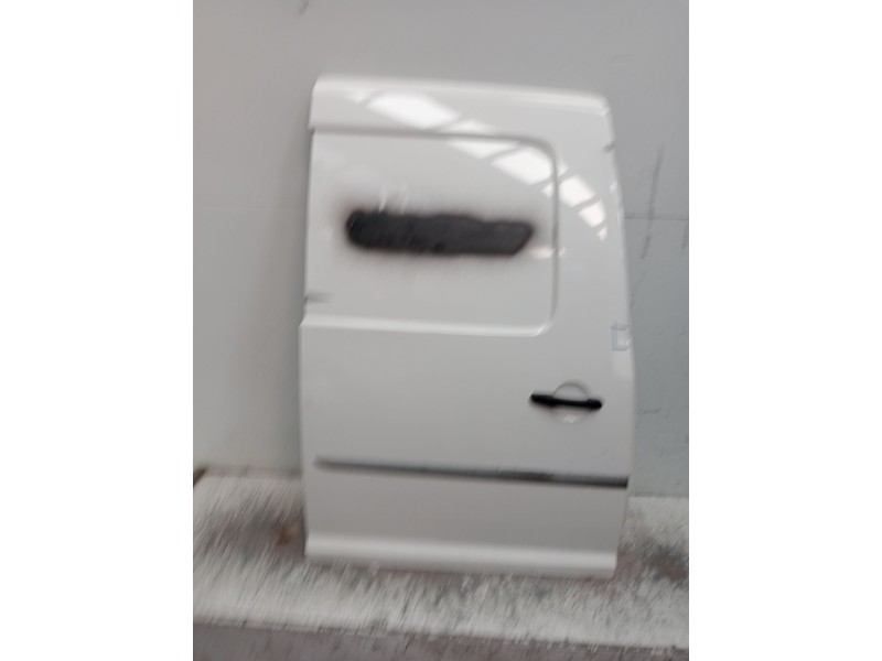 Recambio de puerta lateral corredera derecha para volkswagen caddy iv furgoneta/monovolumen (saa, sah) 2.0 tdi referencia OEM IA