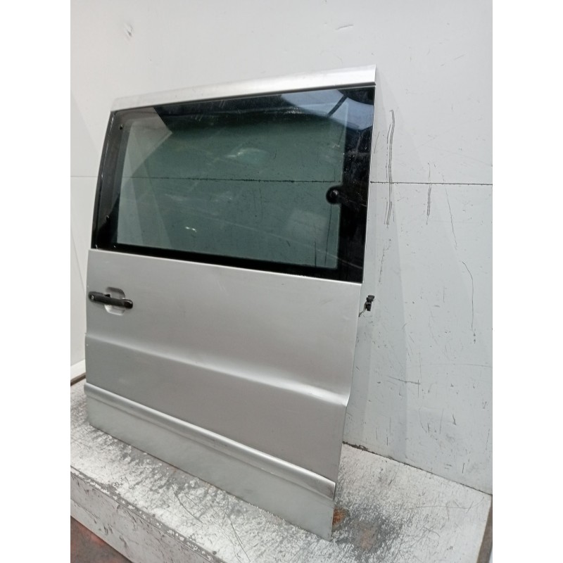Recambio de puerta lateral corredera izquierda para mercedes-benz vito autobús (w638) 110 td 2.3 (638.174) referencia OEM IAM   