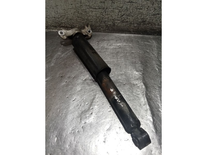 Recambio de amortiguador trasero izquierdo para opel insignia a (g09) 2.0 cdti (68) referencia OEM IAM   