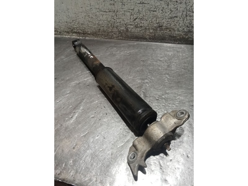 Recambio de amortiguador trasero izquierdo para opel insignia a (g09) 2.0 cdti (68) referencia OEM IAM   