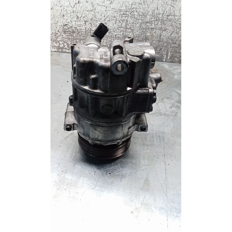 Recambio de compresor aire acondicionado para seat leon (1p1) 2.0 tdi 16v referencia OEM IAM 1K0820803Q 8676F 05