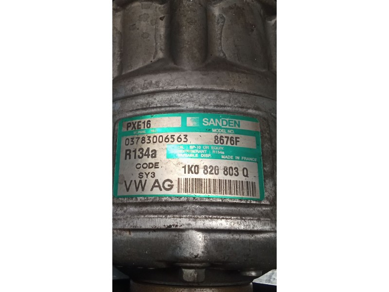 Recambio de compresor aire acondicionado para seat leon (1p1) 2.0 tdi 16v referencia OEM IAM 1K0820803Q 8676F 05