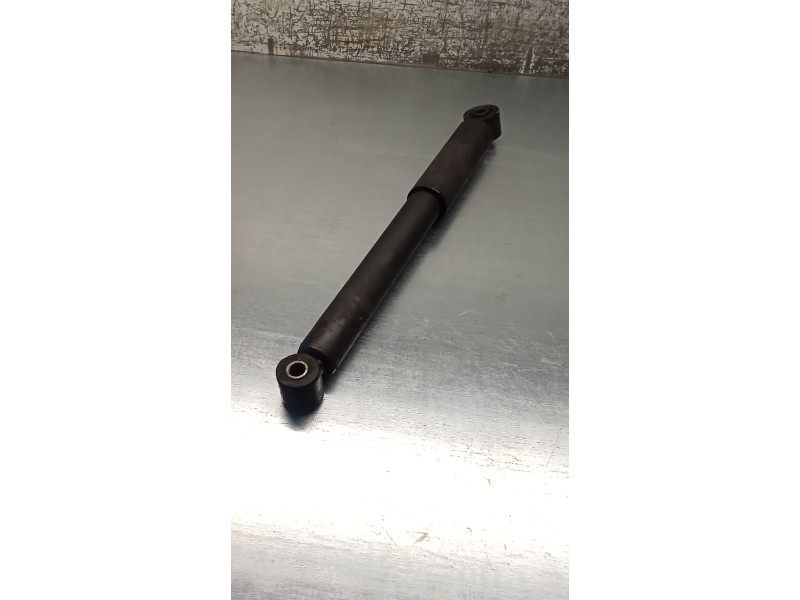 Recambio de amortiguador delantero derecho para mercedes-benz vito autobús (w638) 110 td 2.3 (638.174) referencia OEM IAM   96