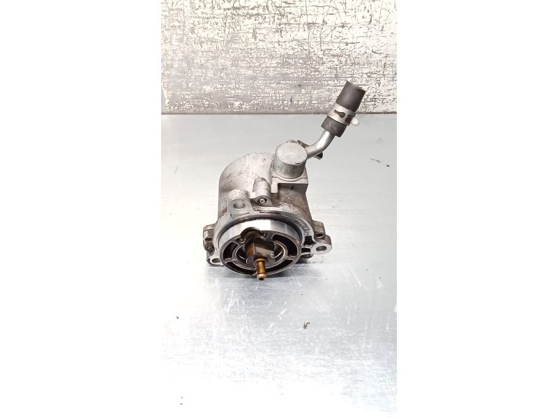 Recambio de depresor freno / bomba vacio para mazda 5 (cr) 2.0 cd (cr19) referencia OEM IAM RF7J18G00 X2T58173 05