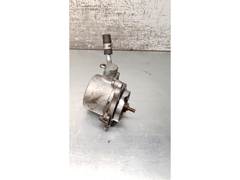 Recambio de depresor freno / bomba vacio para mazda 5 (cr) 2.0 cd (cr19) referencia OEM IAM RF7J18G00 X2T58173 05