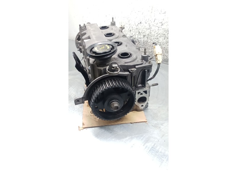 Recambio de culata para mazda 5 (cr) 2.0 cd (cr19) referencia OEM IAM RF7J10180 RF 05