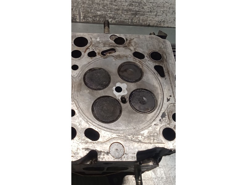 Recambio de culata para mazda 5 (cr) 2.0 cd (cr19) referencia OEM IAM RF7J10180 RF 05