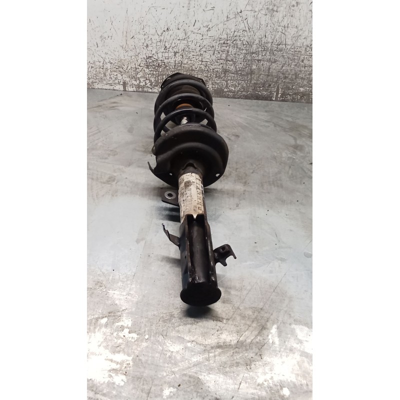 Recambio de amortiguador delantero derecho para ford fiesta vi van 1.4 tdci referencia OEM IAM 8V5118045BH  08