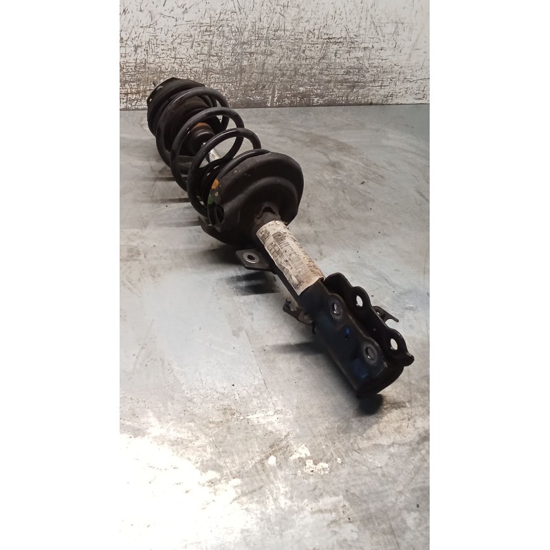 Recambio de amortiguador delantero derecho para ford fiesta vi van 1.4 tdci referencia OEM IAM 8V5118045BH  08
