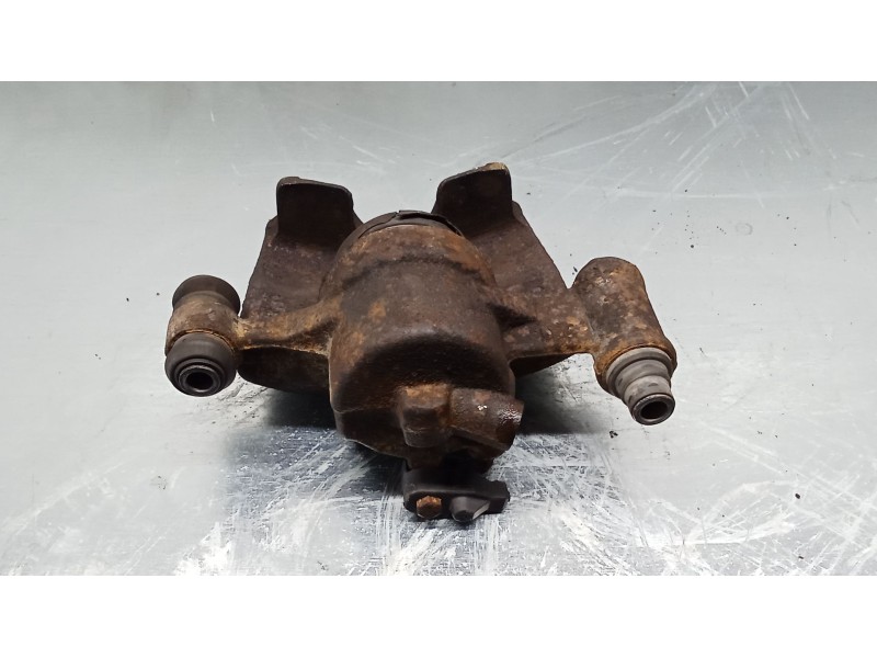 Recambio de pinza freno delantera izquierda para mercedes-benz vito autobús (w638) 110 td 2.3 (638.174) referencia OEM IAM  BOSC