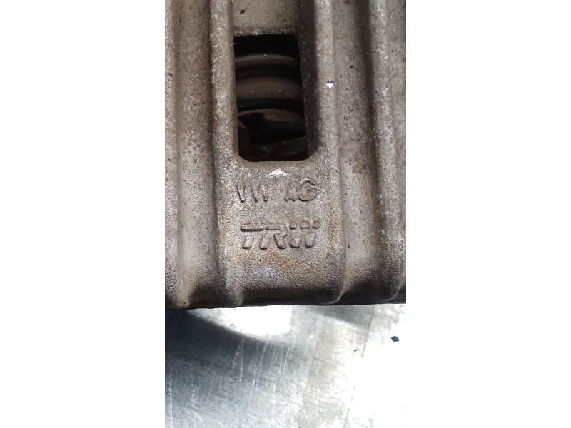 Recambio de pinza freno trasera izquierda para seat leon (1p1) 2.0 tdi 16v referencia OEM IAM  TRW 05