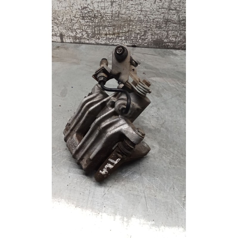 Recambio de pinza freno trasera derecha para seat leon (1p1) 2.0 tdi 16v referencia OEM IAM  TRW 05