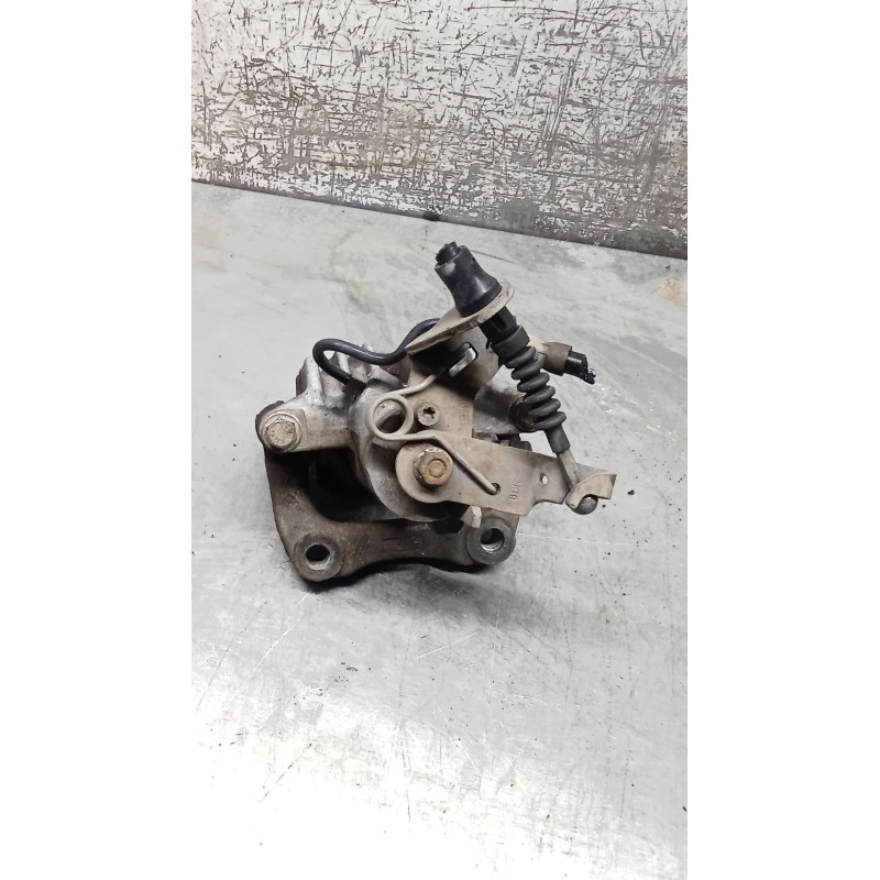 Recambio de pinza freno trasera derecha para seat leon (1p1) 2.0 tdi 16v referencia OEM IAM  TRW 05