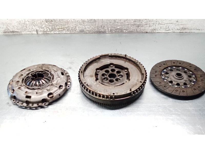 Recambio de kit embrague para mazda 5 (cr) 2.0 cd (cr19) referencia OEM IAM RF3016610A  05