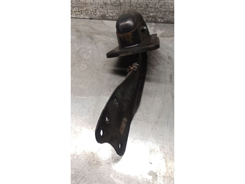 Recambio de brazo suspension inferior trasero izquierdo para seat leon (1p1) 2.0 tdi 16v referencia OEM IAM 1K0505225F  