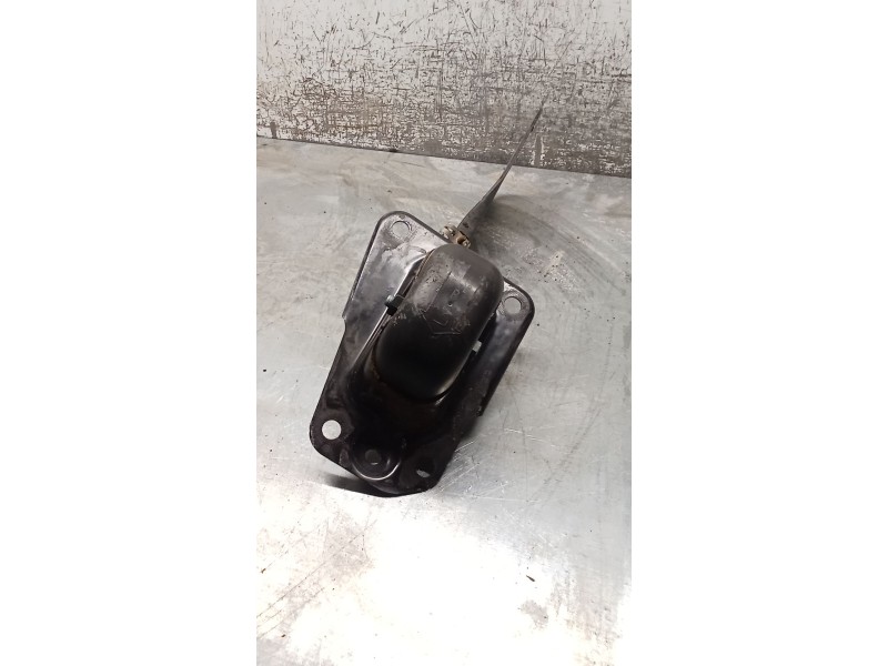 Recambio de brazo suspension inferior trasero izquierdo para seat leon (1p1) 2.0 tdi 16v referencia OEM IAM 1K0505225F  