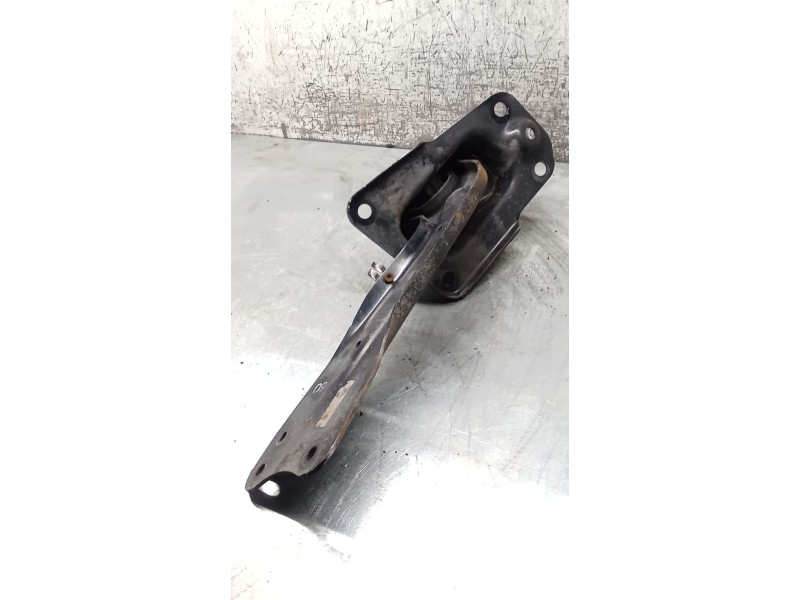 Recambio de brazo suspension inferior trasero izquierdo para seat leon (1p1) 2.0 tdi 16v referencia OEM IAM 1K0505225F  