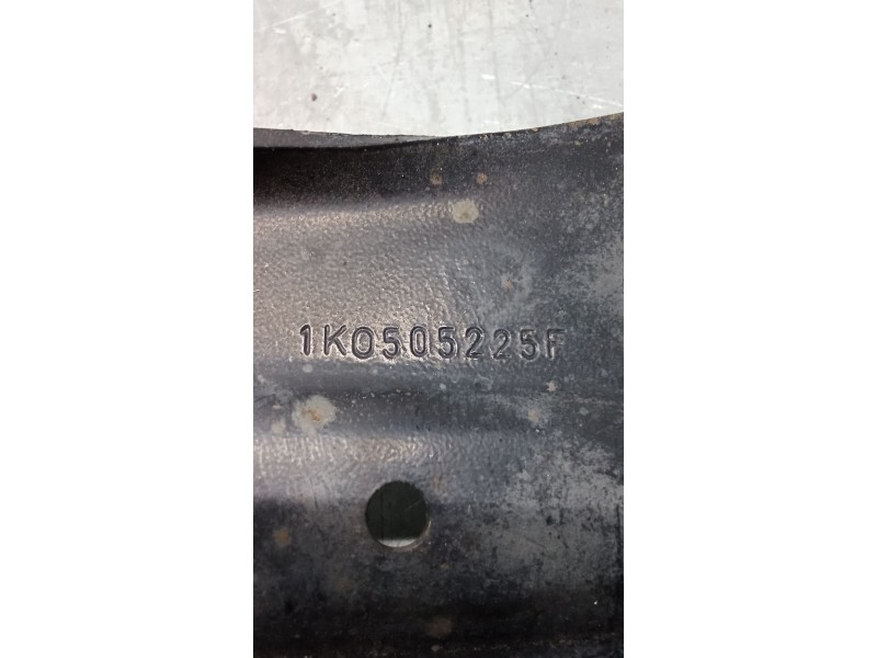 Recambio de brazo suspension inferior trasero izquierdo para seat leon (1p1) 2.0 tdi 16v referencia OEM IAM 1K0505225F  