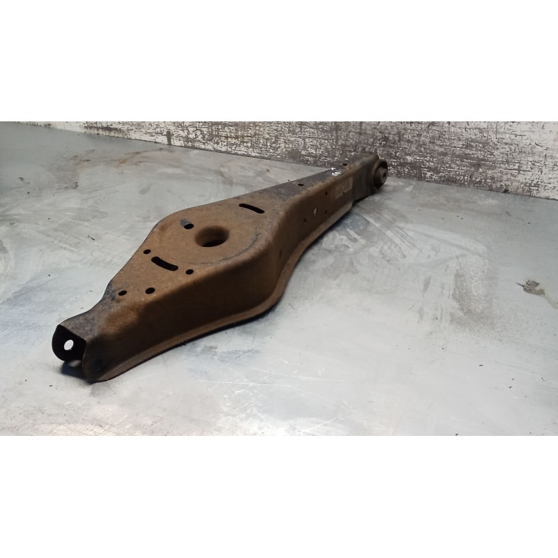 Recambio de brazo suspension inferior trasero izquierdo para seat leon (1p1) 2.0 tdi 16v referencia OEM IAM   05