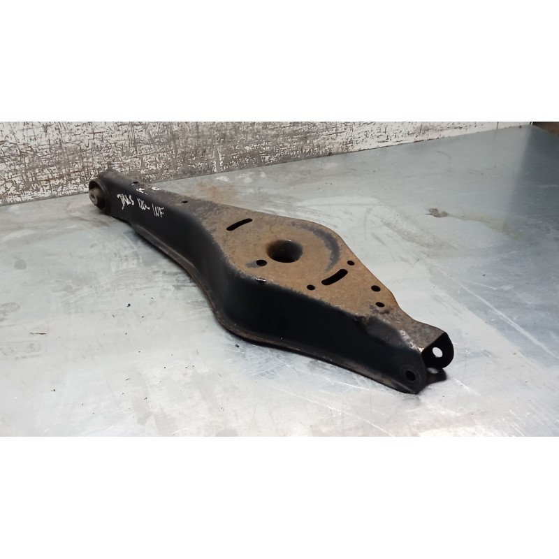 Recambio de brazo suspension inferior trasero izquierdo para seat leon (1p1) 2.0 tdi 16v referencia OEM IAM   05