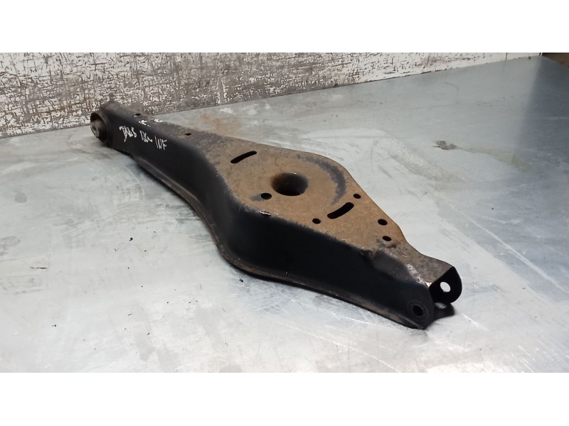 Recambio de brazo suspension inferior trasero izquierdo para seat leon (1p1) 2.0 tdi 16v referencia OEM IAM   05