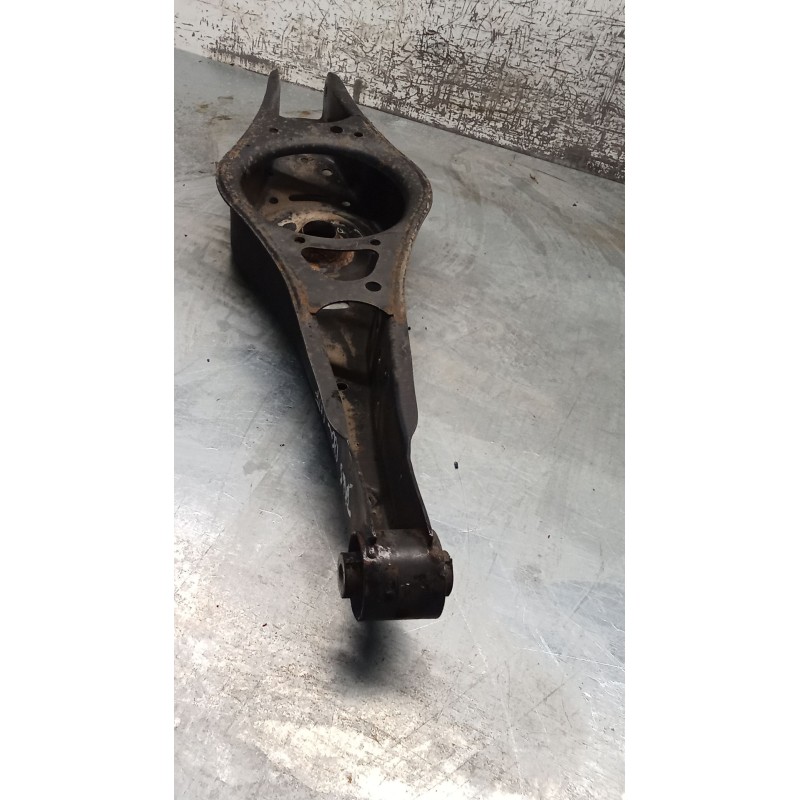 Recambio de brazo suspension inferior trasero izquierdo para seat leon (1p1) 2.0 tdi 16v referencia OEM IAM   05