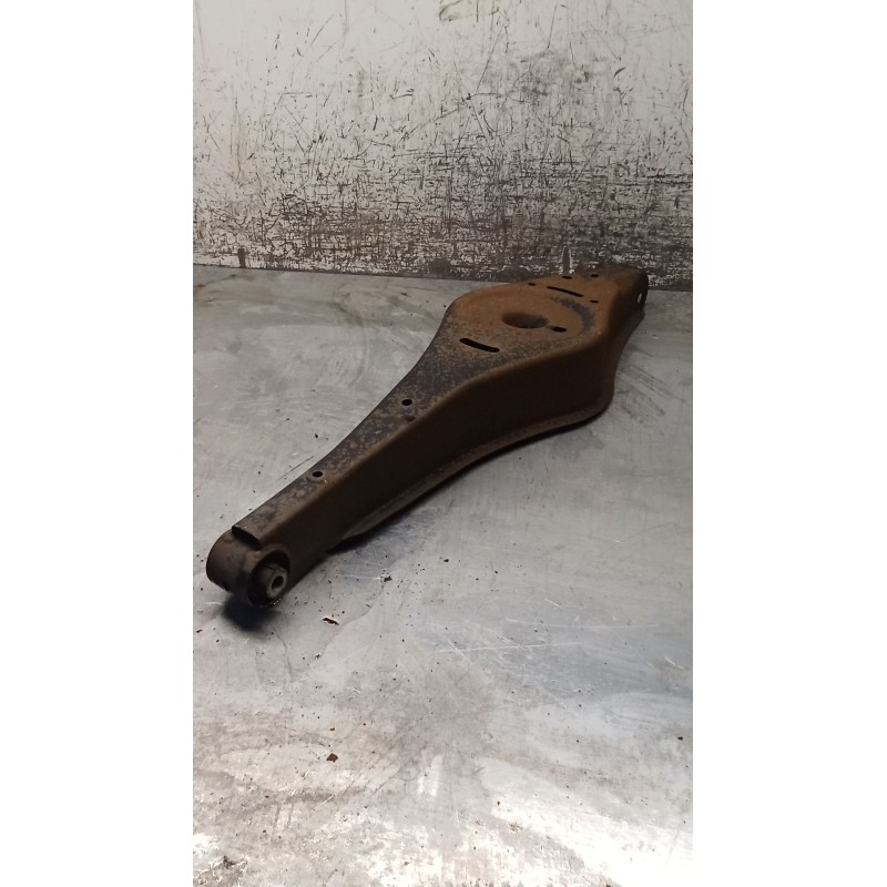 Recambio de brazo suspension inferior trasero derecho para seat leon (1p1) 2.0 tdi 16v referencia OEM IAM   05