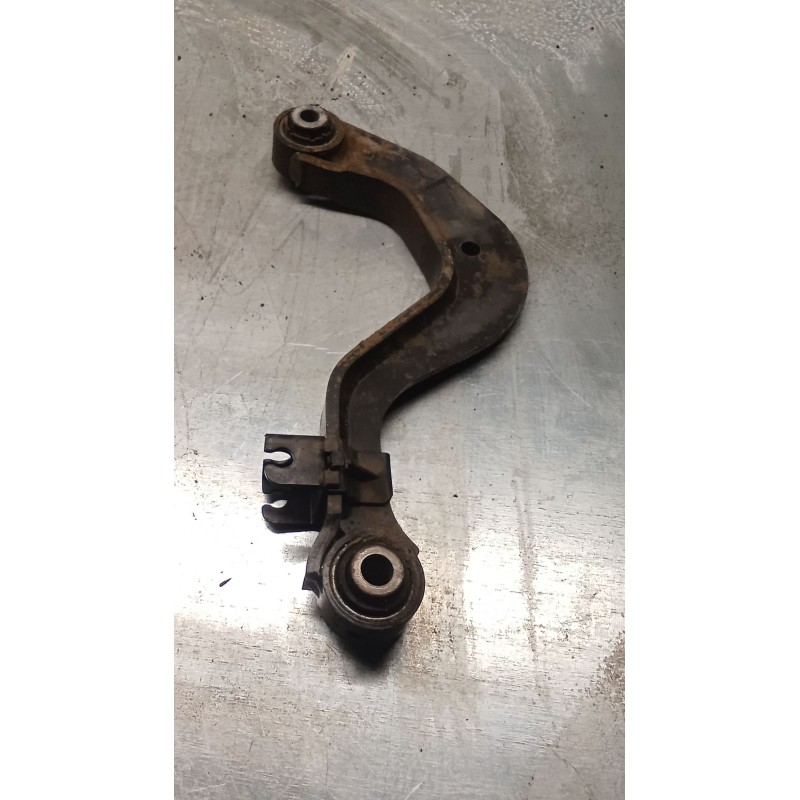 Recambio de brazo suspension superior trasero izquierdo para seat leon (1p1) 2.0 tdi 16v referencia OEM IAM   05