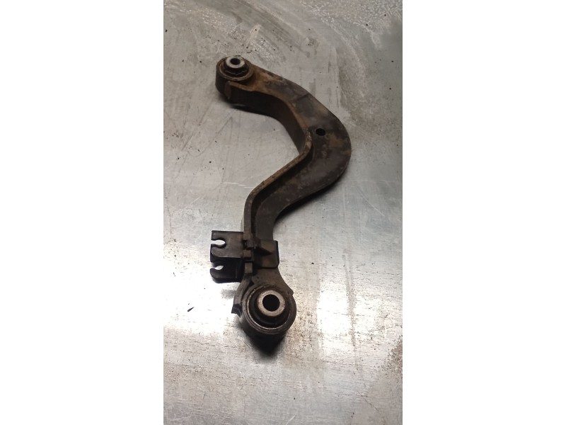 Recambio de brazo suspension superior trasero izquierdo para seat leon (1p1) 2.0 tdi 16v referencia OEM IAM   05