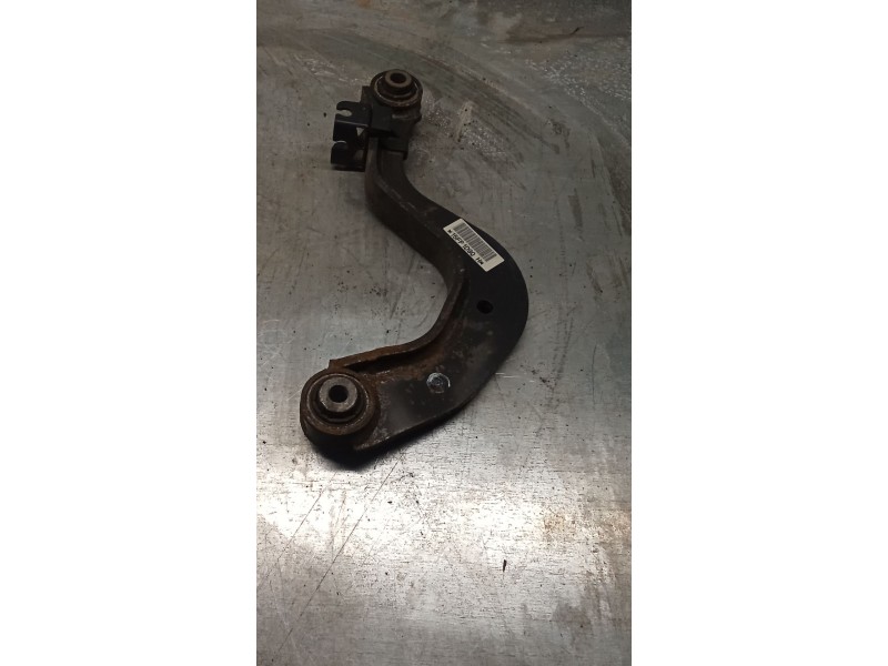 Recambio de brazo suspension superior trasero derecho para seat leon (1p1) 2.0 tdi 16v referencia OEM IAM   05