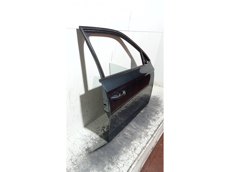Recambio de puerta delantera derecha para skoda fabia 1.0 tsi referencia OEM IAM   5P