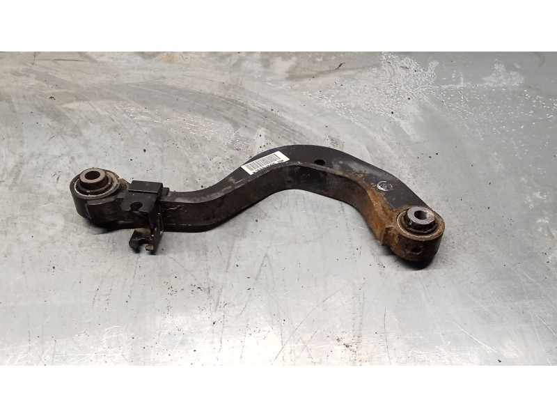 Recambio de brazo suspension superior trasero derecho para seat leon (1p1) 2.0 tdi 16v referencia OEM IAM   05