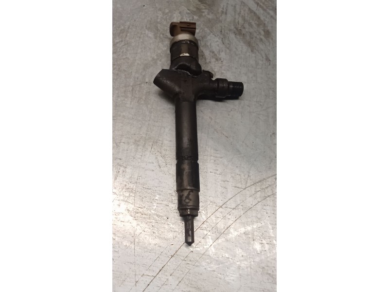 Recambio de inyector para mazda 5 (cr) 2.0 cd (cr19) referencia OEM IAM RF7J13H50  DENSO