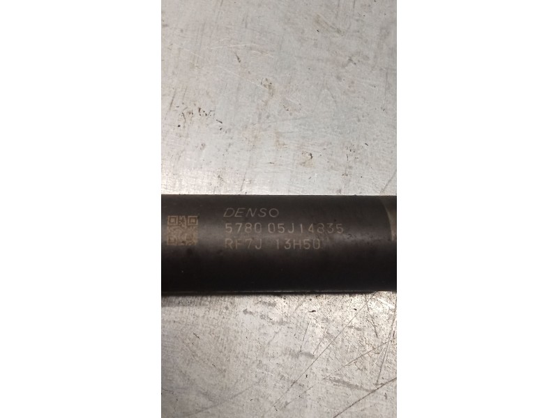 Recambio de inyector para mazda 5 (cr) 2.0 cd (cr19) referencia OEM IAM RF7J13H50  DENSO