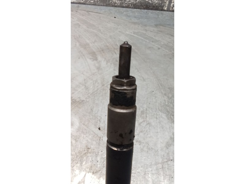 Recambio de inyector para mazda 5 (cr) 2.0 cd (cr19) referencia OEM IAM RF7J13H50  DENSO