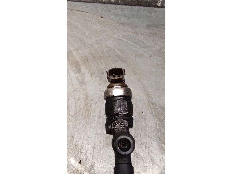 Recambio de inyector para mazda 5 (cr) 2.0 cd (cr19) referencia OEM IAM RF7J13H50  DENSO