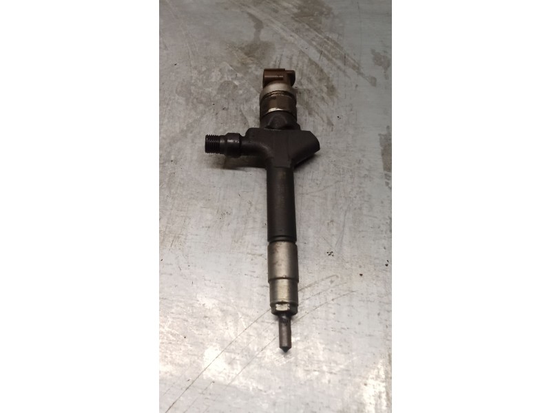 Recambio de inyector para mazda 5 (cr) 2.0 cd (cr19) referencia OEM IAM RF7J13H50  DENSO