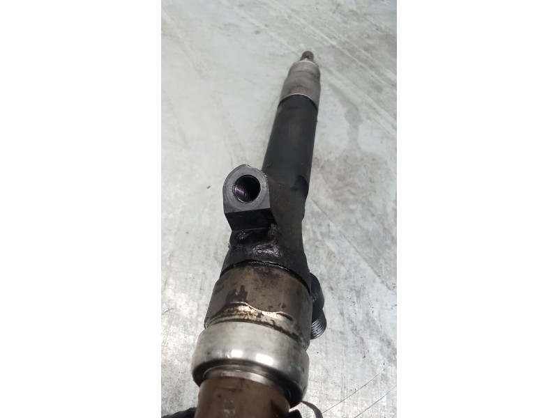 Recambio de inyector para mazda 5 (cr) 2.0 cd (cr19) referencia OEM IAM RF7J13H50  DENSO