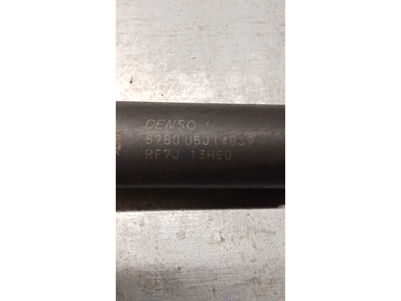 Recambio de inyector para mazda 5 (cr) 2.0 cd (cr19) referencia OEM IAM RF7J13H50  DENSO