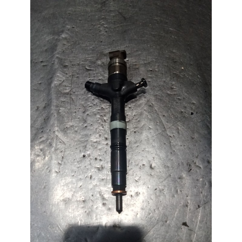 Recambio de inyector para toyota avensis sedán (_t25_) 2.0 d-4d (cdt250_) referencia OEM IAM 236700G010 02G22311 DENSO