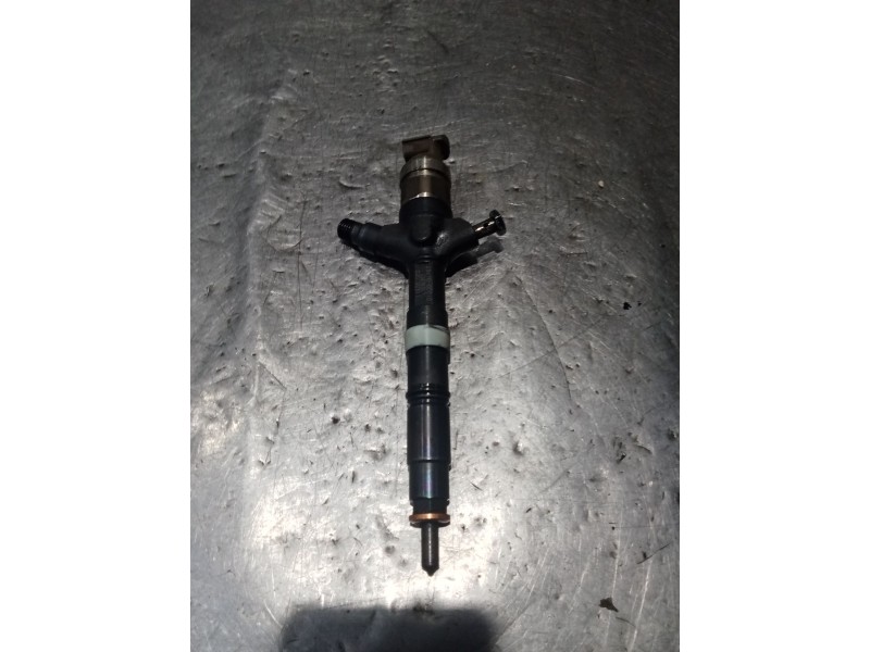 Recambio de inyector para toyota avensis sedán (_t25_) 2.0 d-4d (cdt250_) referencia OEM IAM 236700G010 02G22311 DENSO